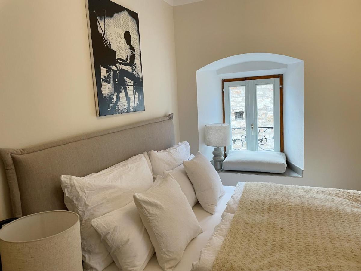 Fredys Apartments Stari Grad  Exterior foto